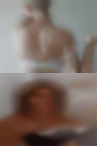 Naked woman women who want 360 view.